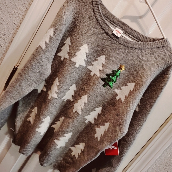 NWT Ugly Christmas Sequenced Sweater - Picture 2 of 6